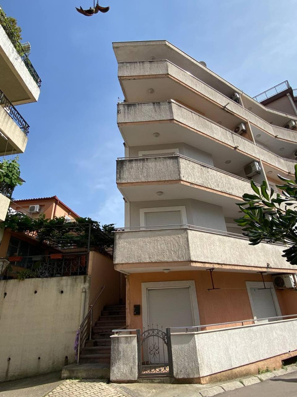 Daire One-bedroom Apartment, One Step From The Sea