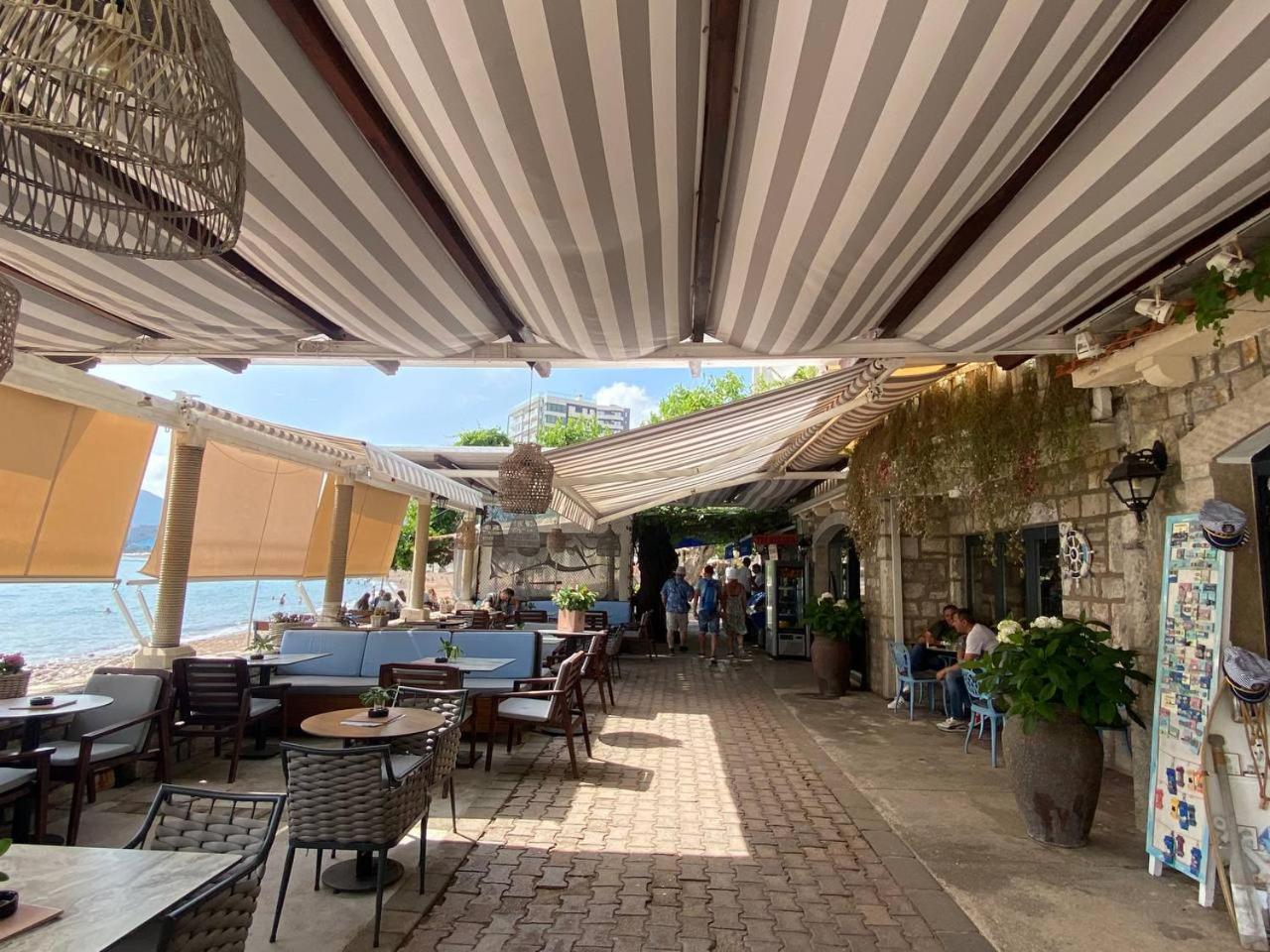One-bedroom Apartment, One Step From The Sea * Budva