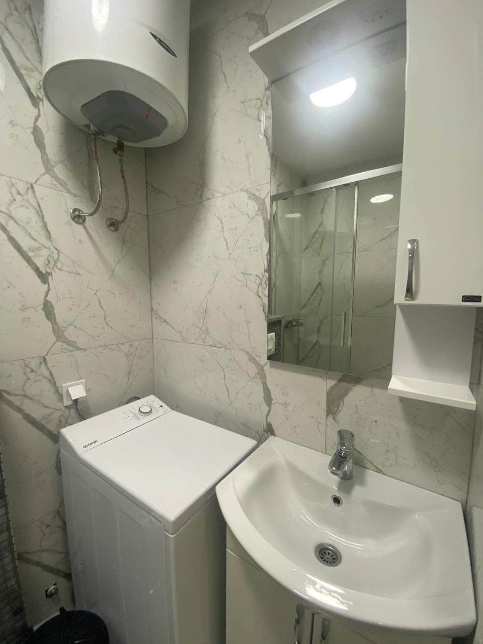 One-bedroom Apartment, One Step From The Sea